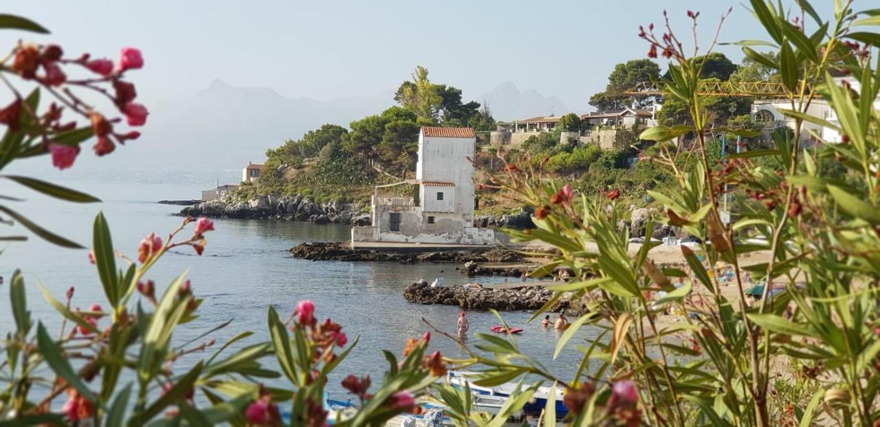 Bed and Breakfast La Caletta Santa Flavia Zewnętrze zdjęcie